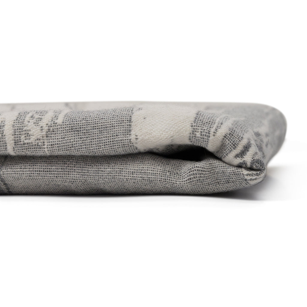 Pristine Jacquard Throw Blanket