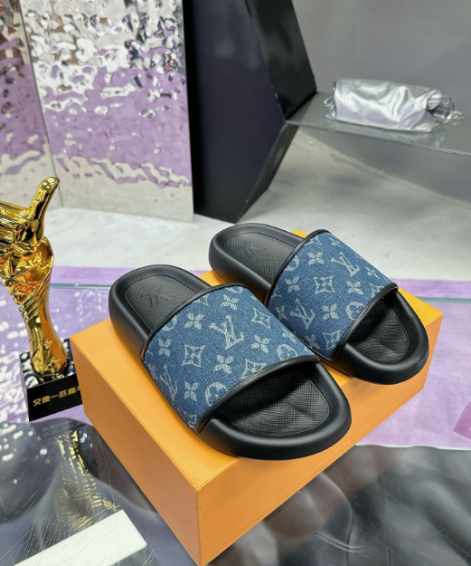 Luxury Monogram Comfort Slide Sandals – Premium Non-Slip Lightweight Summer Slides