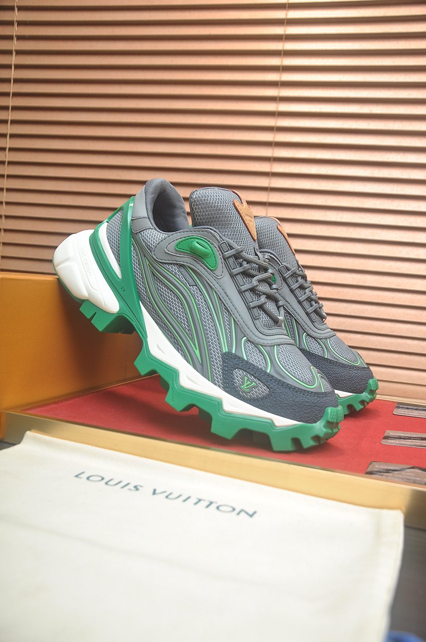 Louis Vuitton Low-Top Lug Sole Sneakers
