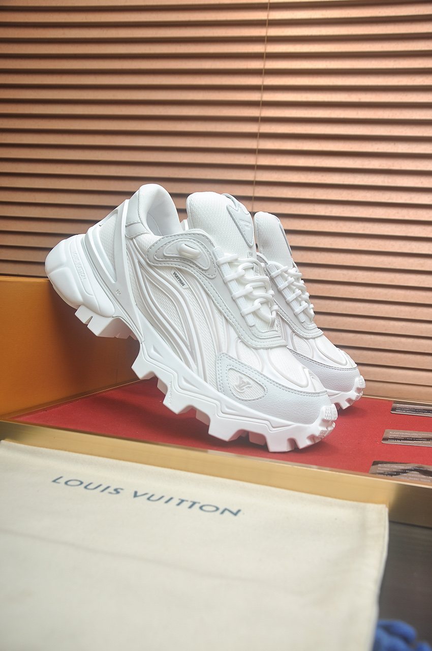 Louis Vuitton Low-Top Lug Sole Sneakers