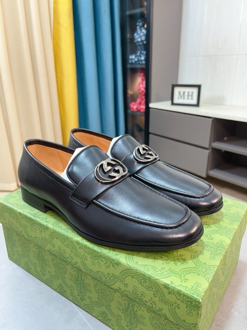 Gucci Men's Metal-Accent Loafers