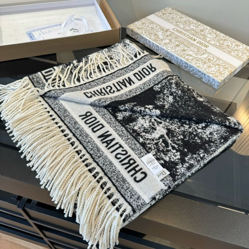 Dior Animal Jacquard Fringed Scarf