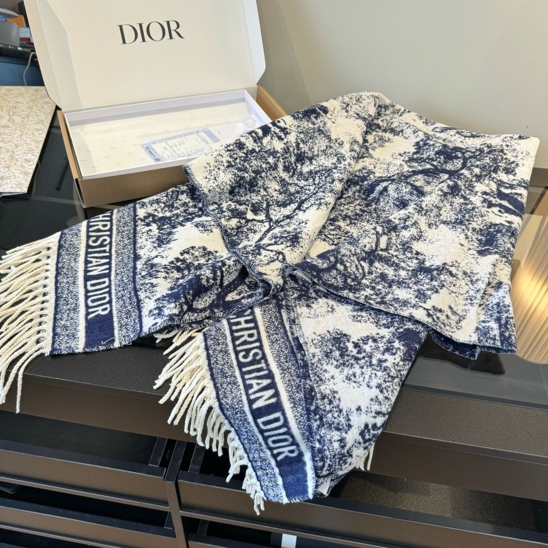 Dior Animal Jacquard Fringed Scarf